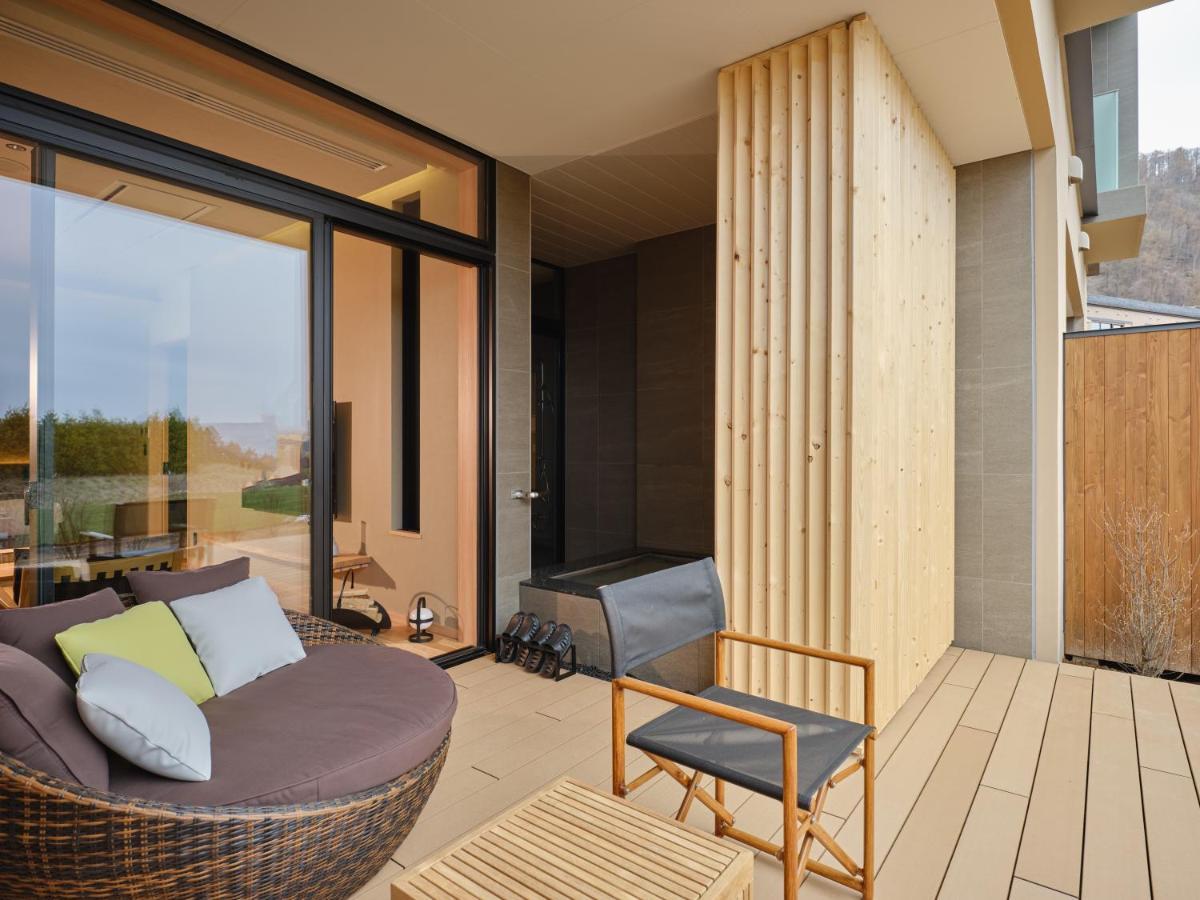 Lake Toya Tsuruga Resort Hikarinouta Toyako Extérieur photo