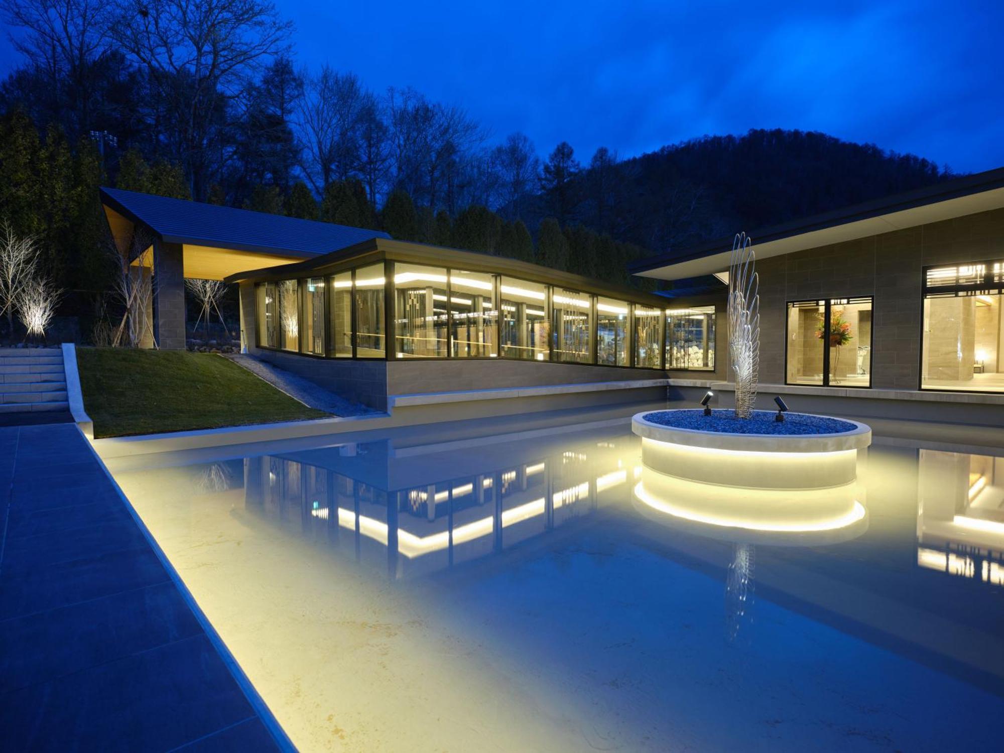 Lake Toya Tsuruga Resort Hikarinouta Toyako Extérieur photo